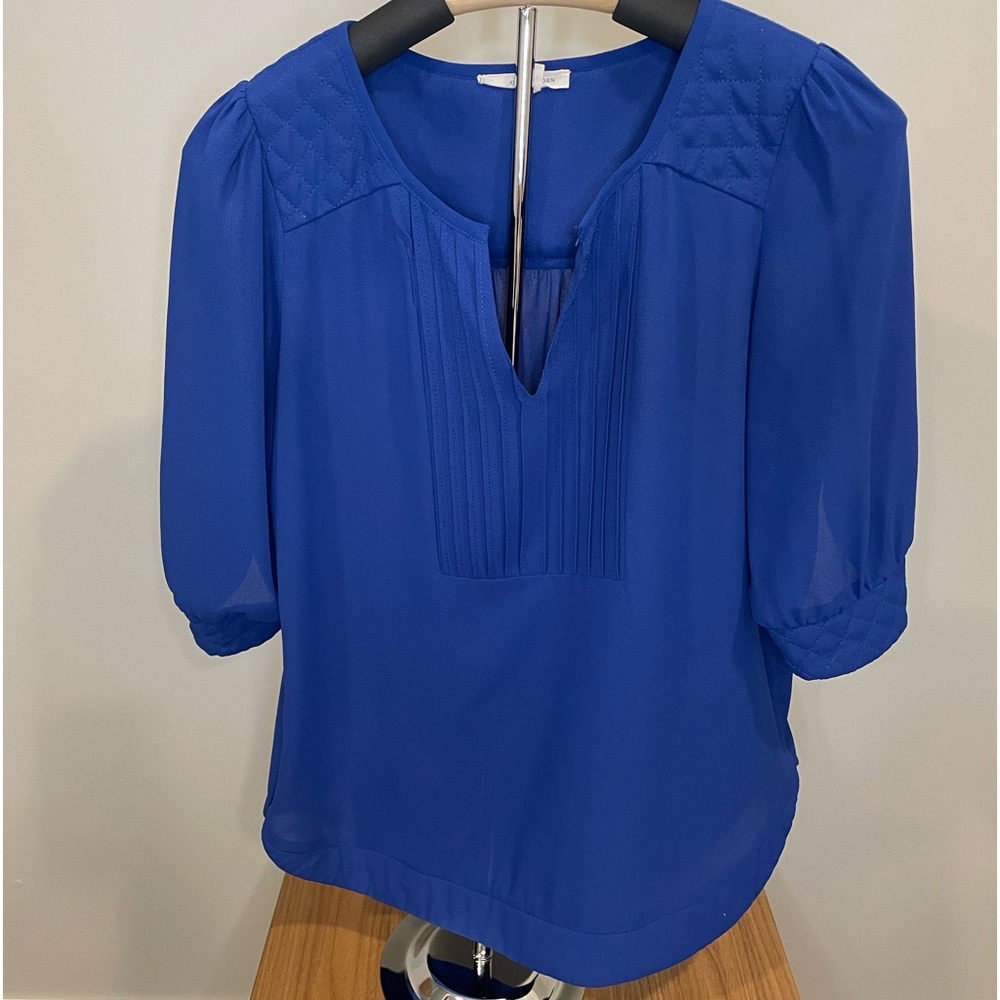Short sleeve notch collar blue tunic